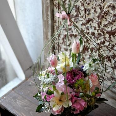 「お疲れ様でした」のアレンジメント｜「フローリスト　シバタ」　（兵庫県三木市の花キューピット加盟店 花屋）のブログ